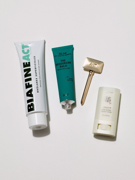 Travel-bag toiletries