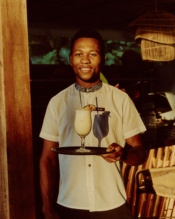 Bom Bom bartender Ronaldo da Graça