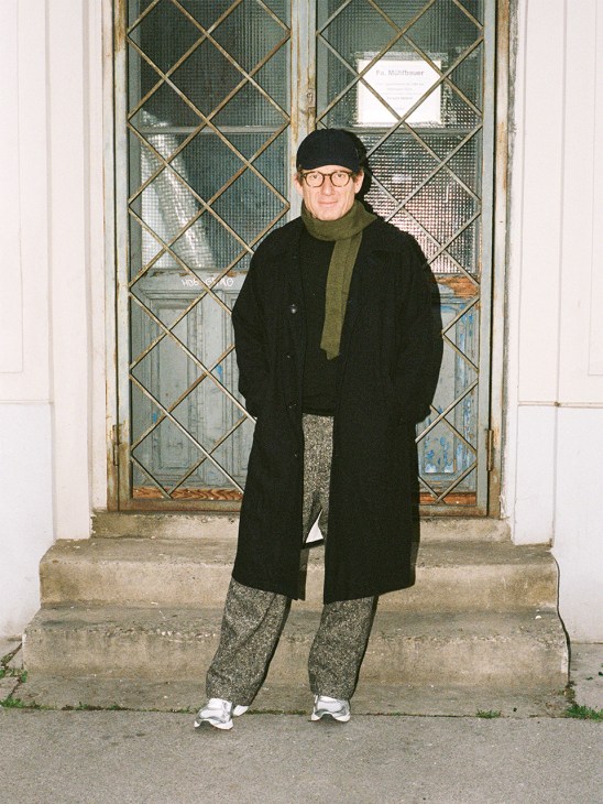 Hatmaker Klaus Mühlbauer in winter wear