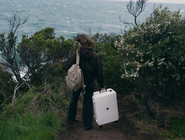 Lojel suitcase, white