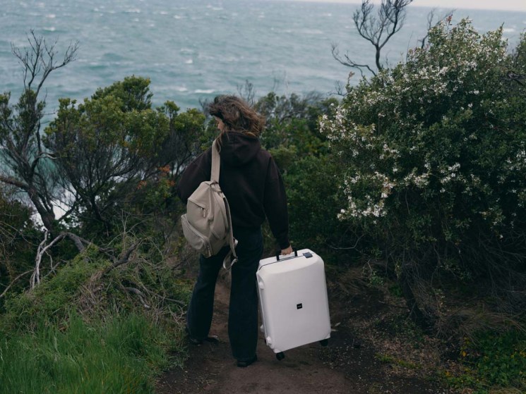 Lojel suitcase, white