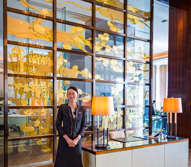 Palace Hotel Tokyo lobby