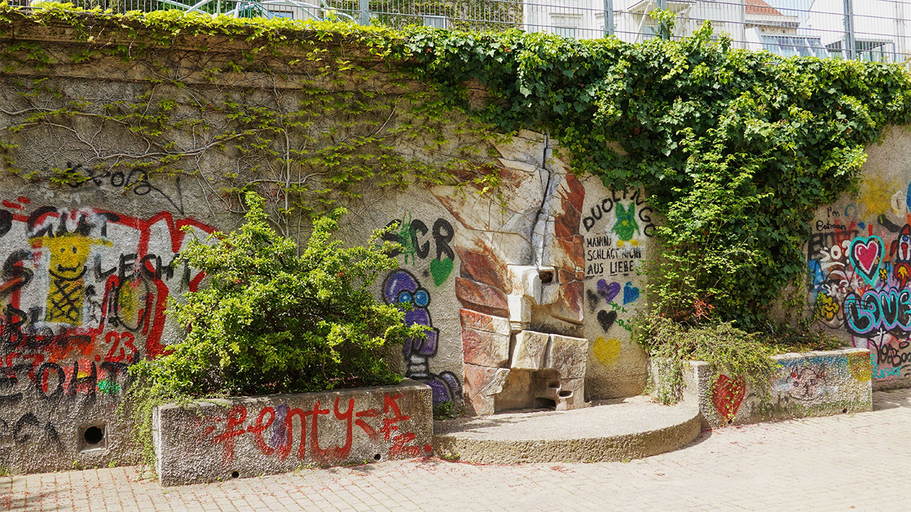 Tall Stories 488: The bunker in Schönbornpark, Vienna