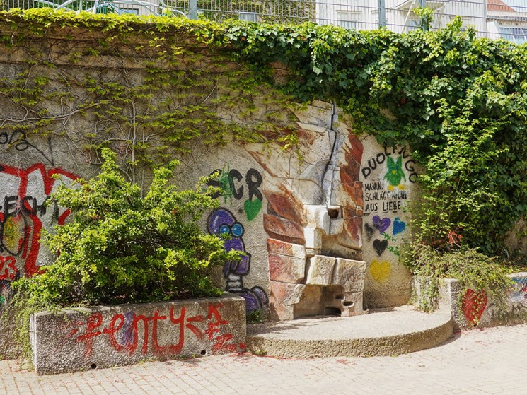 Tall Stories 488: The bunker in Schönbornpark, Vienna