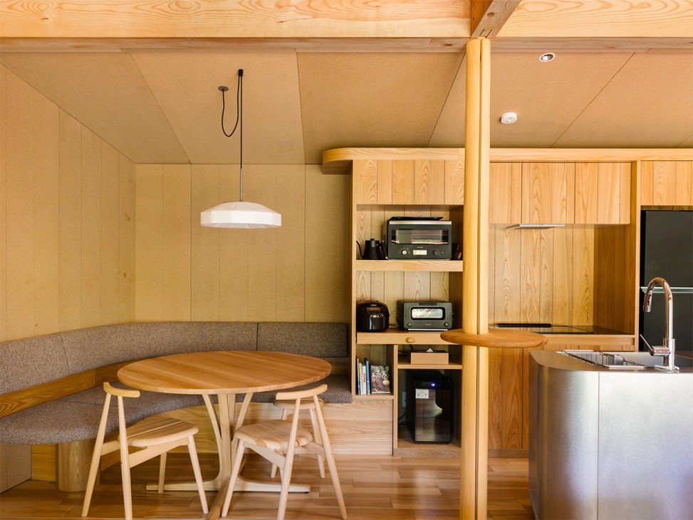 Cabin Moss features a
variety of native woods