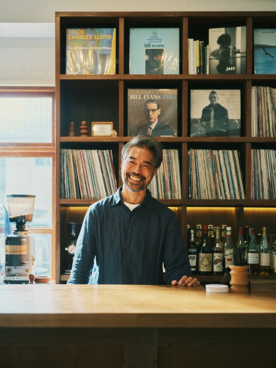 Tender Brown & Music’s owner, Rintaro Higashiyama