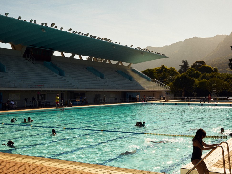 Newlands grandstand with Table Mountain in the background
