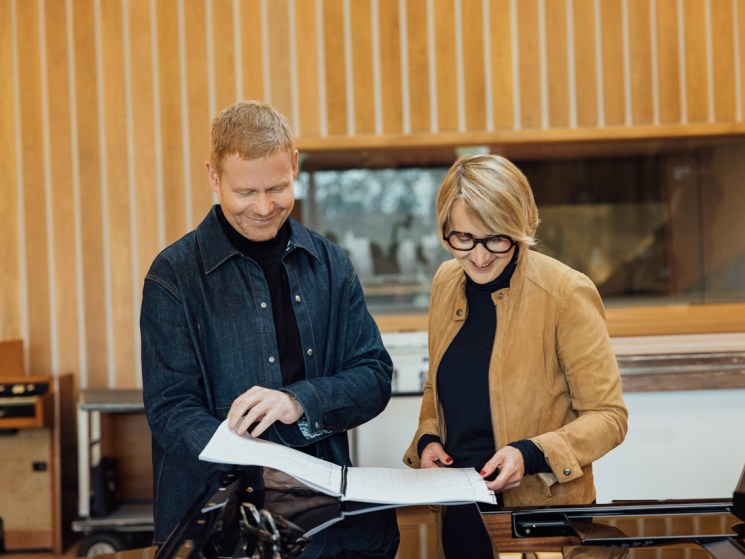 Max Richter & Julie Cavil in the studio