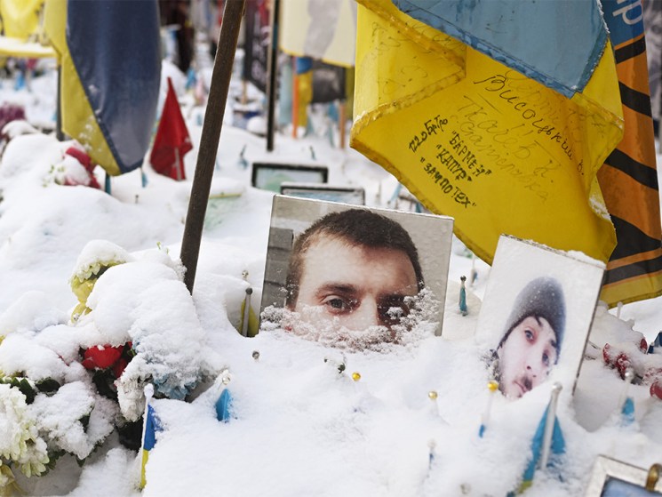 Should the European Union begin peace talks with Moscow?