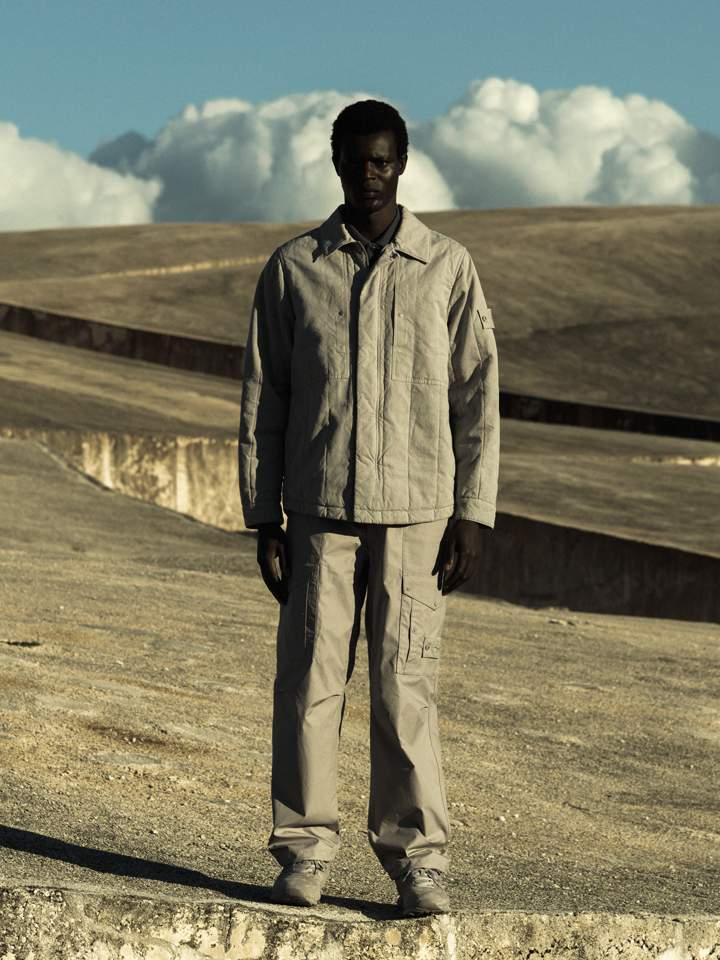 Stone Island Cotton linen quilted coach jacket