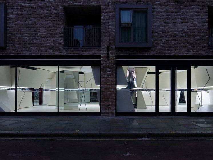 The return of ‘slow’ advertising. Plus: a glimpse inside East London retailer Voyeurvoyeur