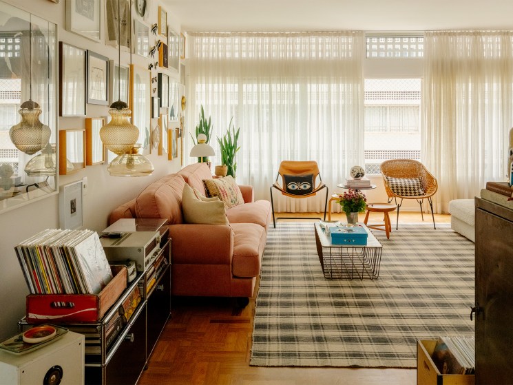 “If you have the privilege, this is a way to survive.” How two 1950s towers built community in São Paulo