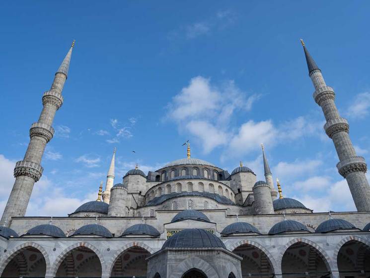 Gateway to new cultures: A 24-hour city guide to Istanbul