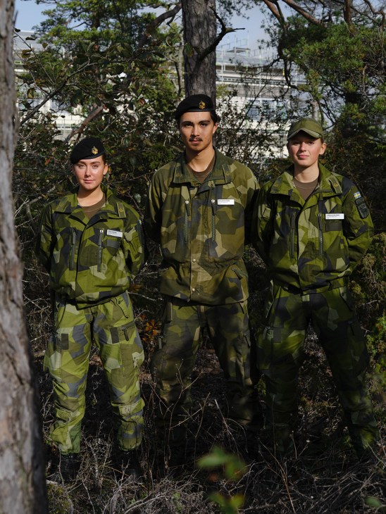 Group of soldiers outside the garrison