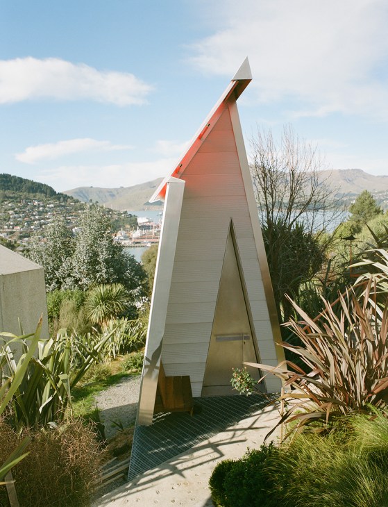 Exterior of the Thérèse of Lisieux cathedral