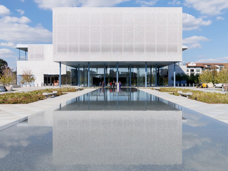 Ismaili Center, Houston