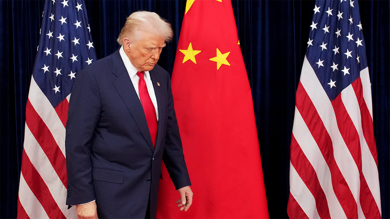 Trump delays talks with Xi as the Iran war rages on