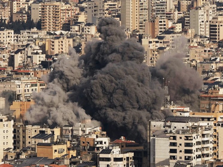Smoke rises following an Israeli airstrike in Dahiyeh, southern suburb of Beirut, Lebanon, Wednesday, March 4, 2026 - Bilal Hussein/Alamy