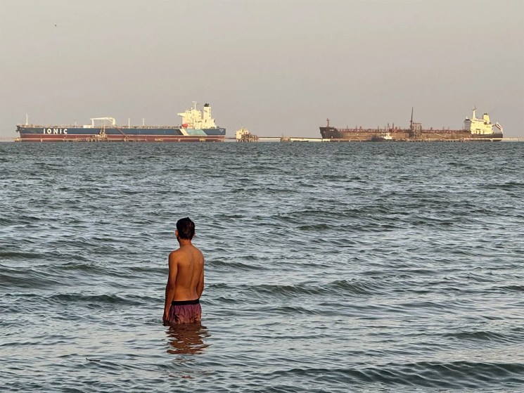 Drilling returns to Venezuela’s Lake Maracaibo: good news for Trump but locals still yearn for relief 