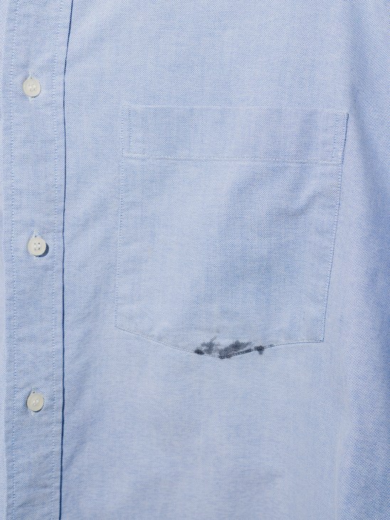An ink-stained shirt that belonged to Weekendavisen’s former editor Herbert Pundik.