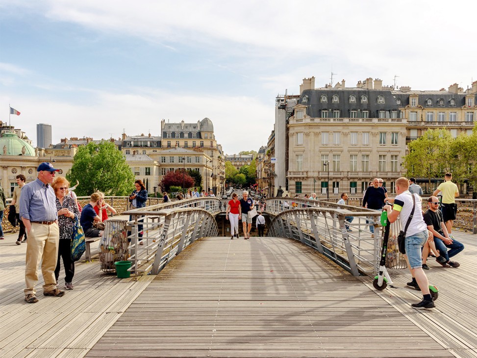 Solférino Footbridge