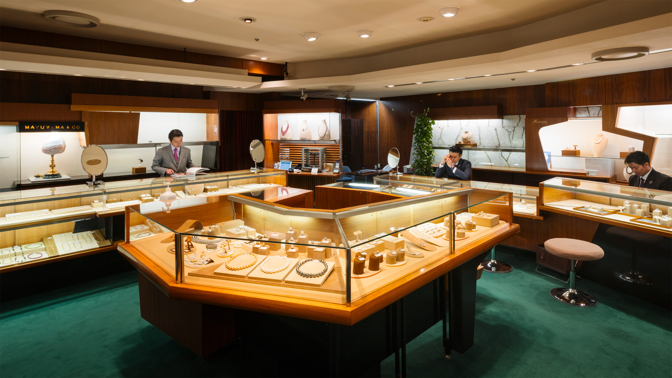 Shopping for heritage inside Tokyo’s legendary Imperial Hotel arcade