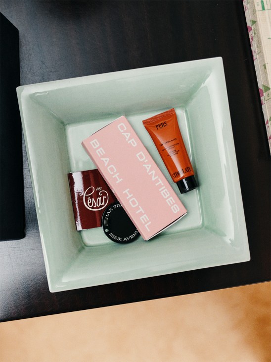 Packaging for the
likes of the Cap
d’Antibes Beach
Hotel and Hermès