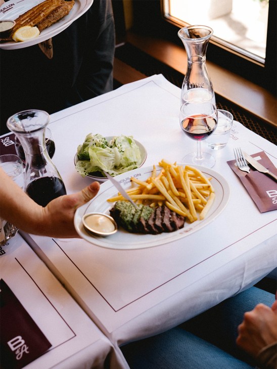 Steak and frites at Bouillon d’Amsterdam in Hotel Die Port van Cleve