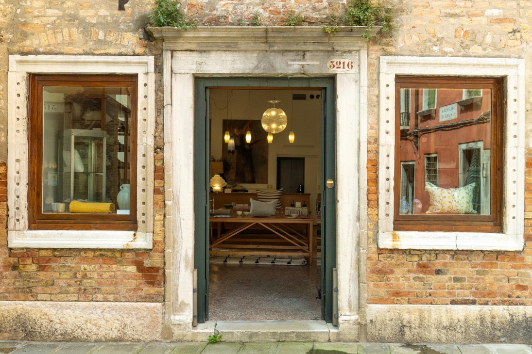 Chiarastella Cattana, Venice