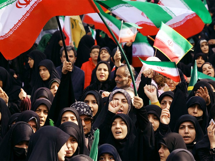 Donald Trump threatens to wipe out Iran