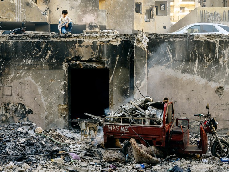 Israel and Lebanon extend ceasefire after White House talks