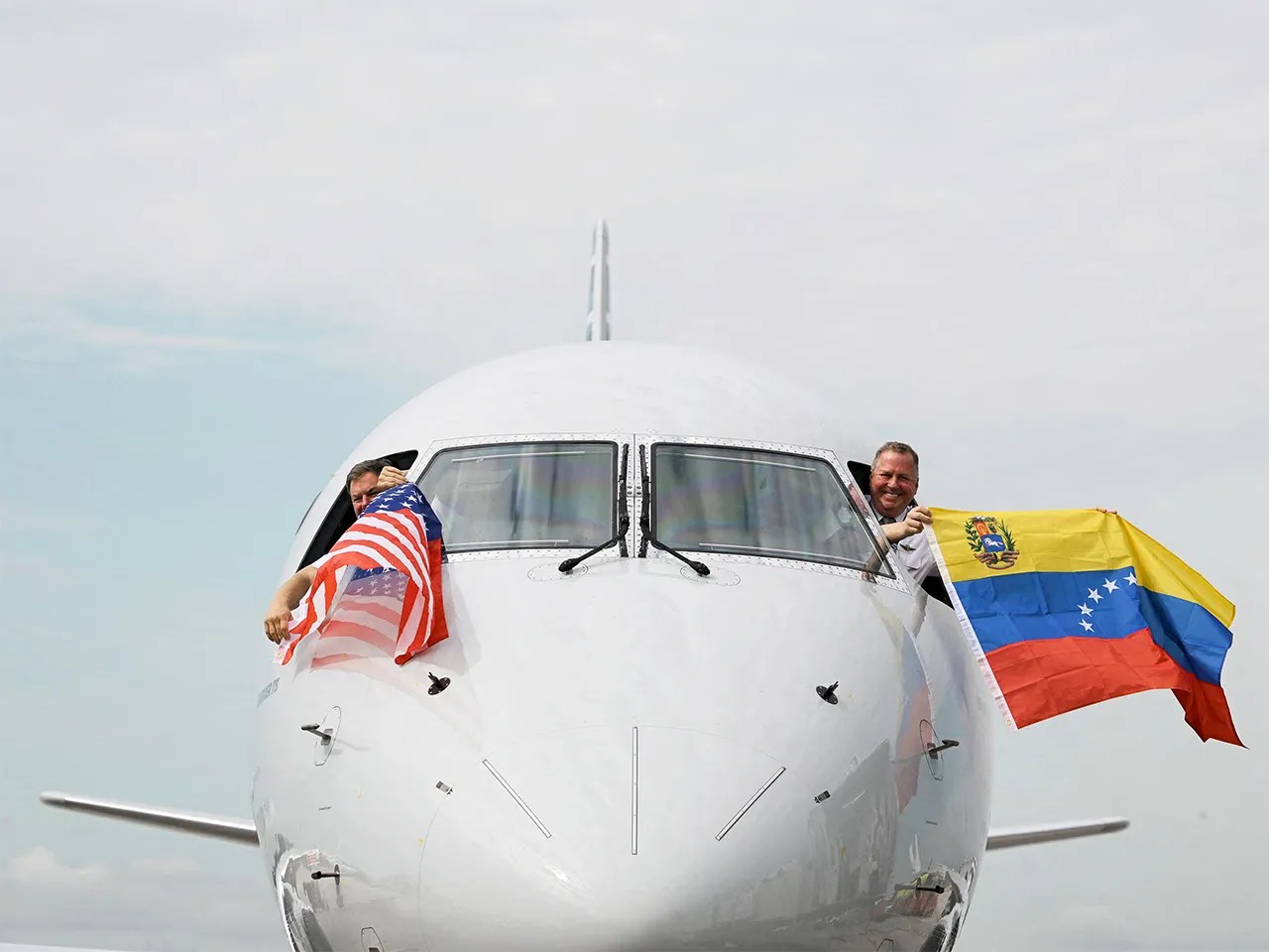 US-Venezuela relations warm as American Airlines launches Caracas service from Miami