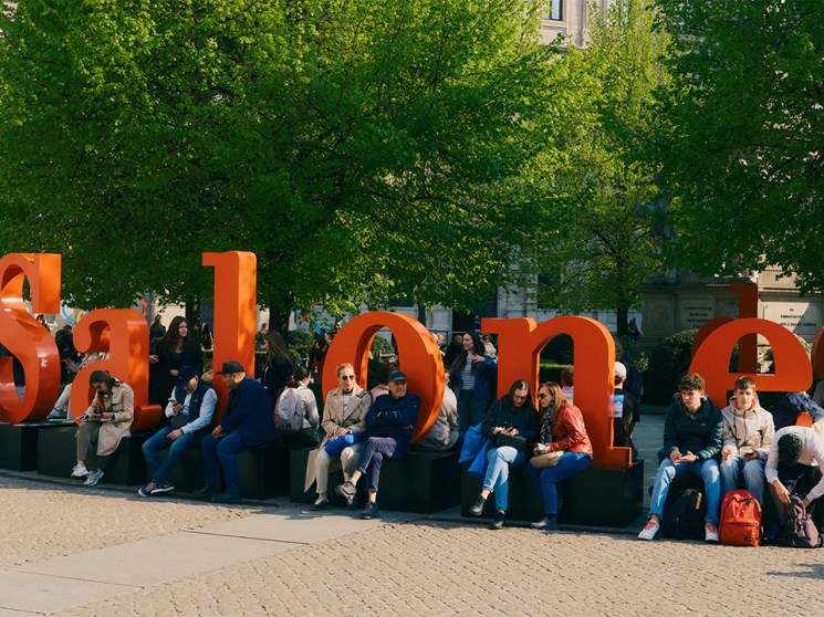 The week’s news, Gulf affairs and Salone del Mobile