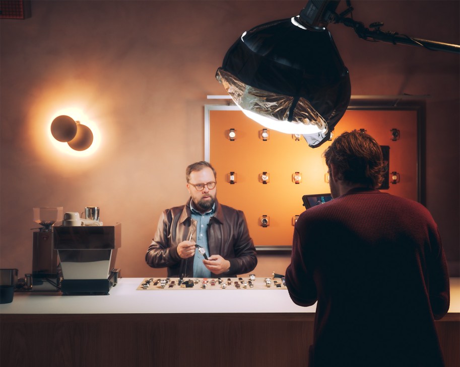 Behind the scenes at
a weekly watch shoot