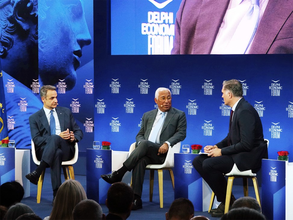 European Council President Antonio Costa (C) speaks with Greek Prime Minister Kyriakos Mitsotakis (L), during the 11th Delphi Economic Forum, in Delphi, Greece, 22 April 2026.