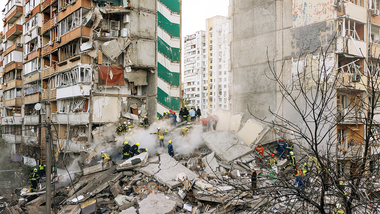 Is Russia looking to end the war or escalate it?