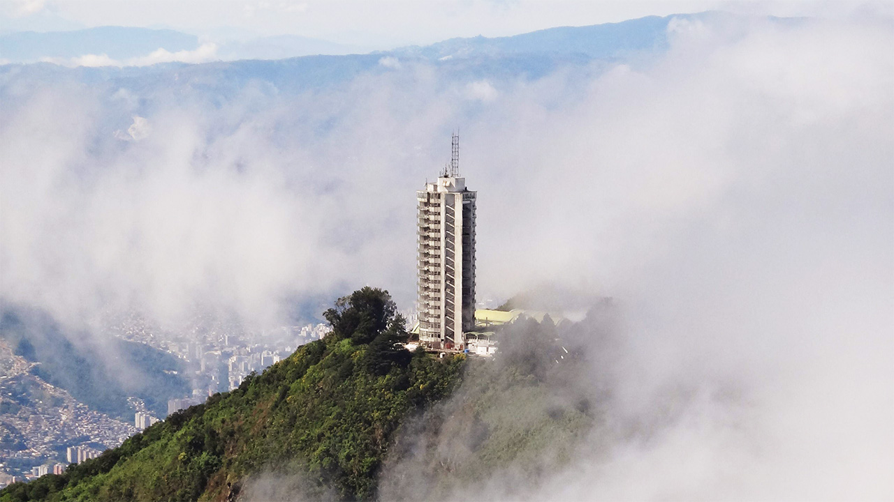 Tall Stories 519: Exploring Caracas’ panoramic Humboldt Hotel