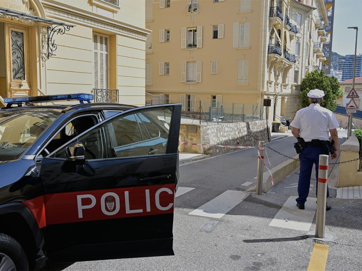 Live from London and Paris: Venezuela denies Machado entry and Monaco suffers rare bomb attack