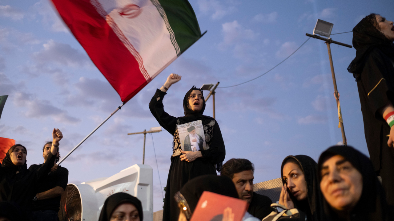 Can US-Iran peace talks survive the latest fighting?