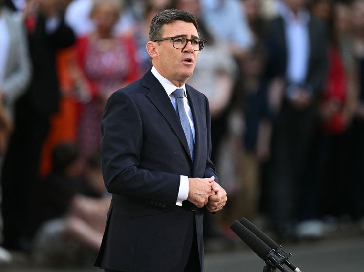 Andy Burnham takes charge in the UK – but does changing leaders midterm ever work?