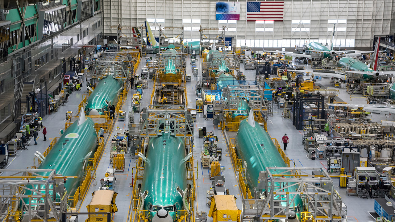 Boeing’s 737 Max 7 finally gets certification from FAA