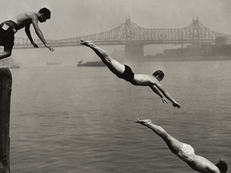 ‘Portrait of a City: A Century of American Photography’ and ‘The Global Countdown’