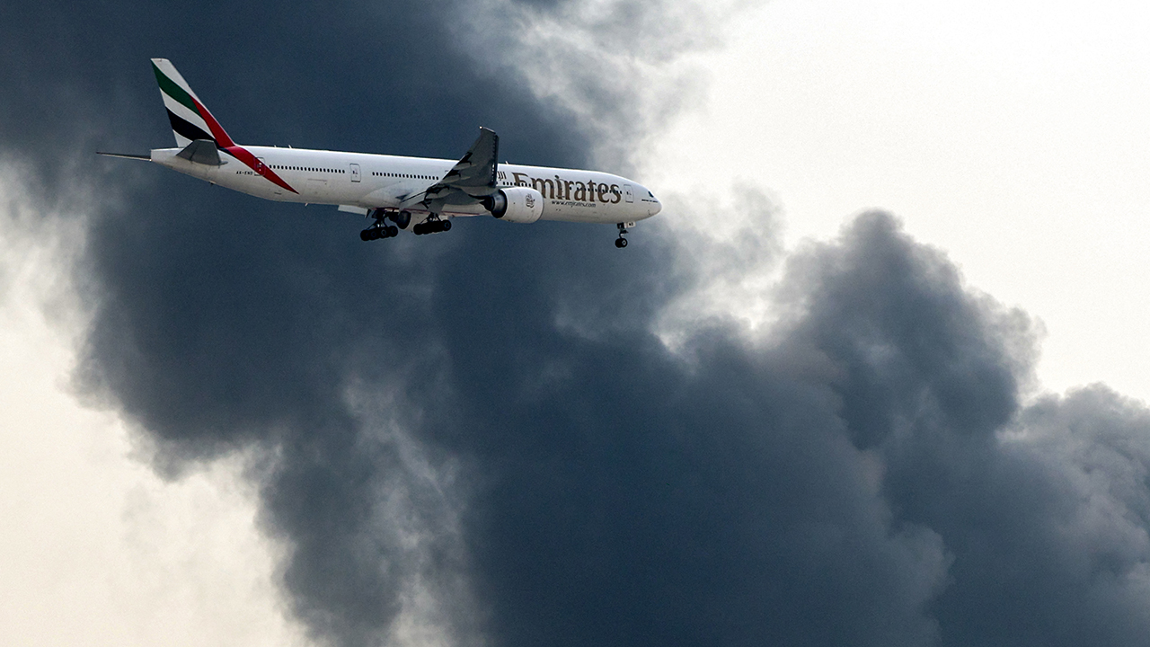 How is war and regeneration in the Middle East reshaping global aviation? 