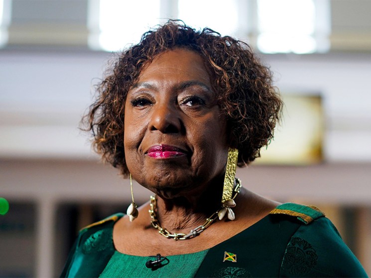 Why is Jamaica asking the United Kingdom for $10bn (€8.6bn)?