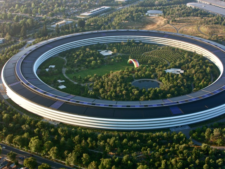 Tall Stories 526: Mother Nature on display at Apple Park