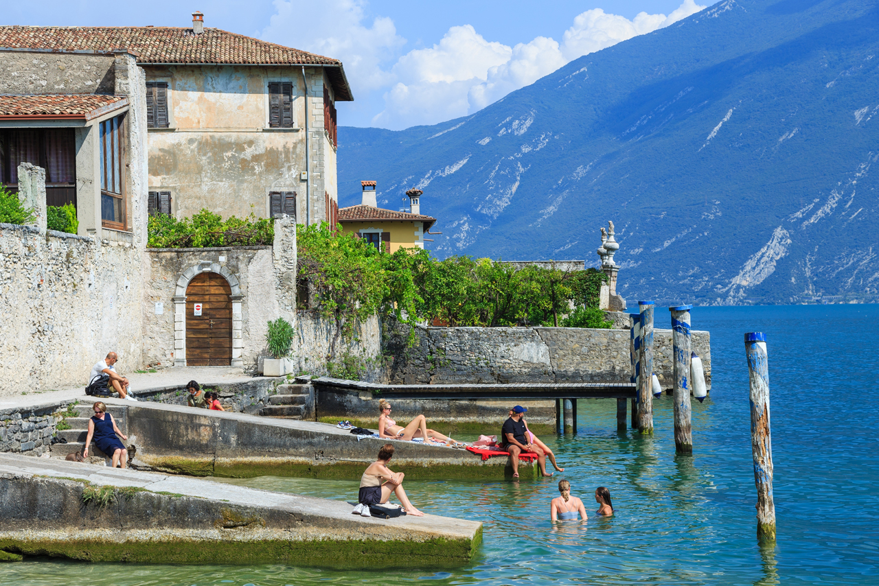 What lies beneath sea-loving Italians' deep suspicion of lakes?