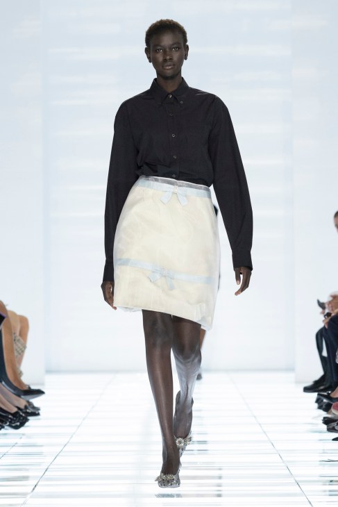 Prada Donna SS27_019