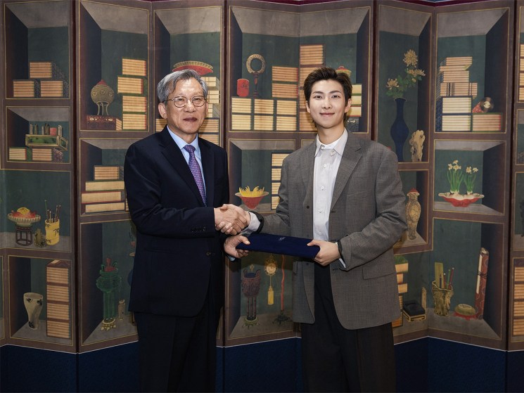 The director of the National Museum of Korea wants the world to see the ‘true colour’ of Korean art and culture 