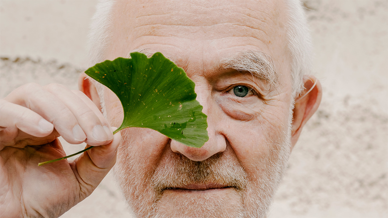 Monocle’s new ‘Design Directory’ with Peter Zumthor. Plus: Clara Krzentowski on design fair Pad London