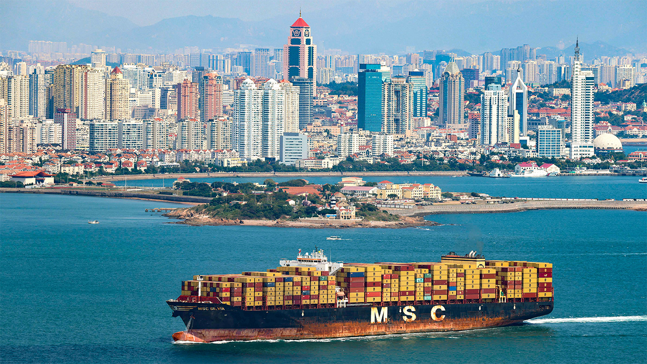 IMF global economic forecast: bright spots and warnings